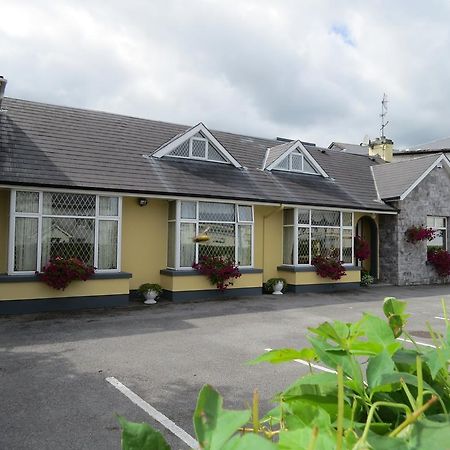 Grey Gables B&B 恩尼斯 外观 照片