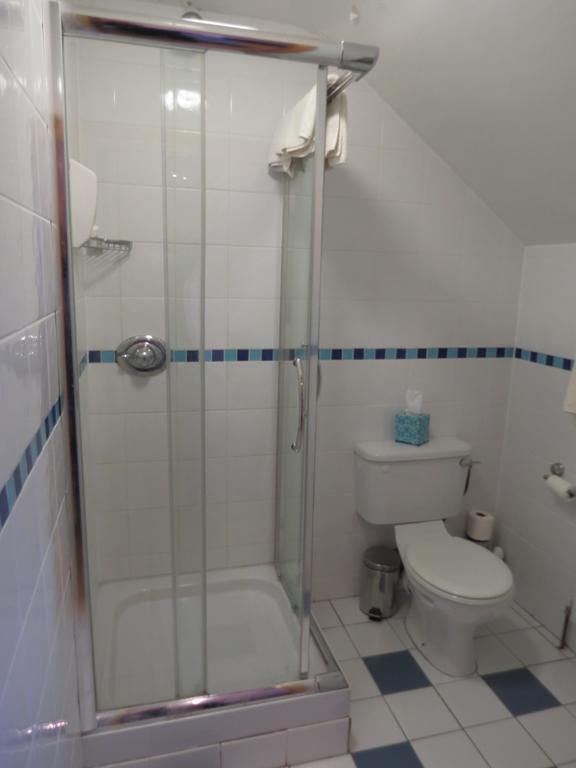 Grey Gables B&B 恩尼斯 外观 照片